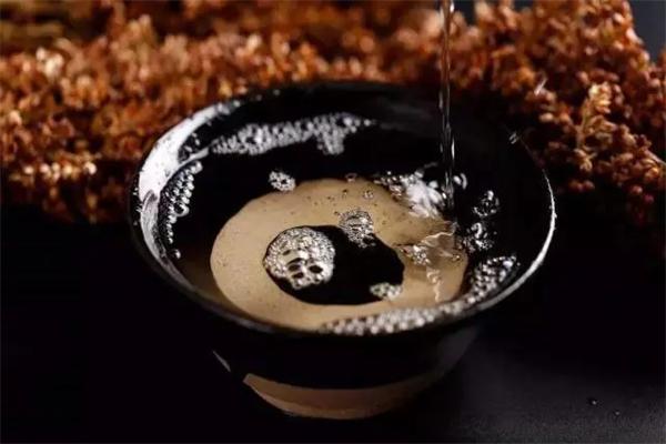 鑫基酒行