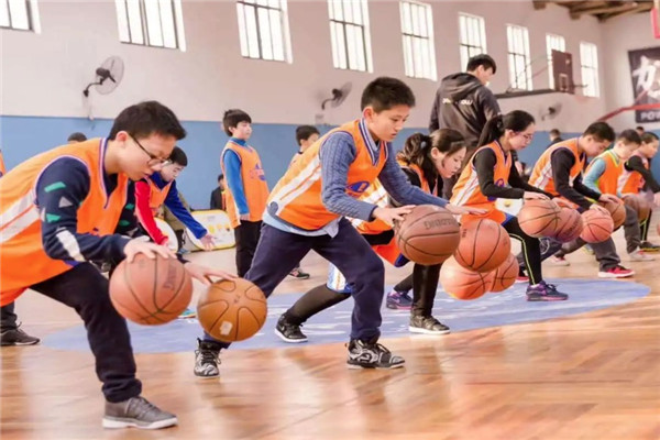 C青少年篮球培训