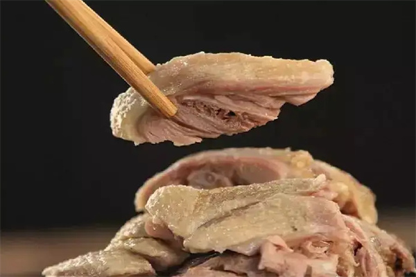 王浩儿纪六娘熟食加盟