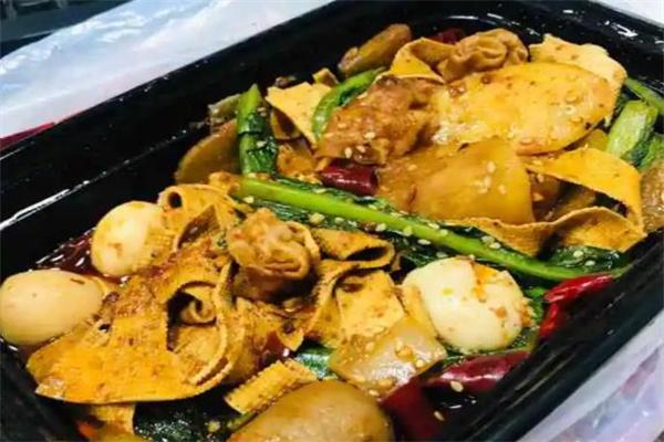 阿婆麻辣香锅