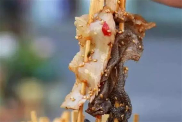 童陈记冷串串
