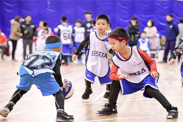 24步青少年篮球培训中心