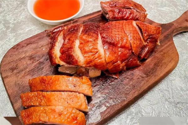味盛椒麻烤鸭加盟