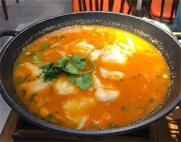苗小坛酸菜鱼