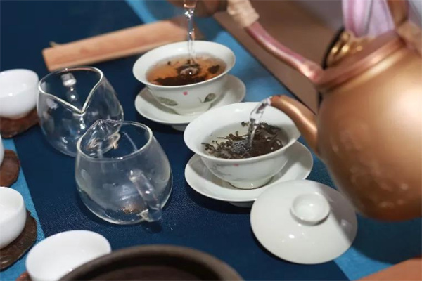 龙润百家姓茶加盟