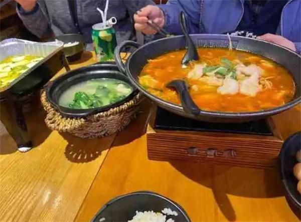 渝是乎酸菜鱼