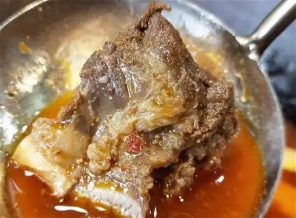 解馋牛排牛骨煲