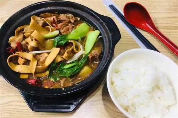 铭宇黄焖鸡