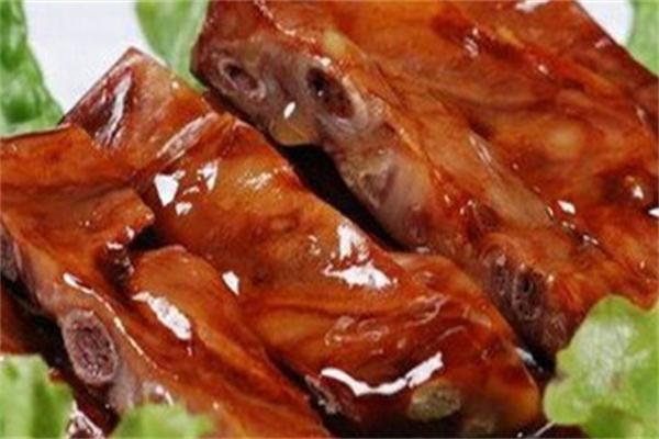 王义博酱香鸭