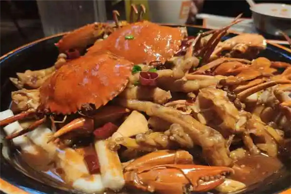 费金海家肉蟹煲加盟