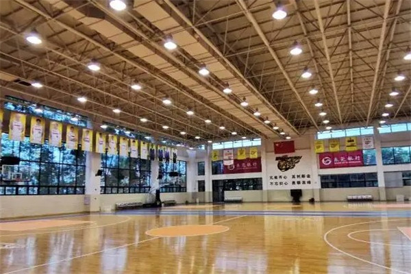 奥尔动青少儿篮球体能运动中心