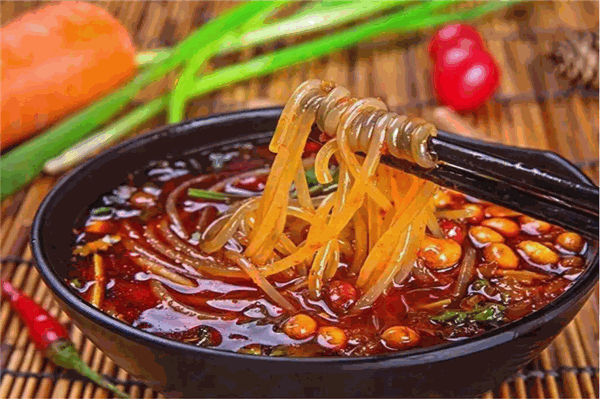 欢辣酸辣粉