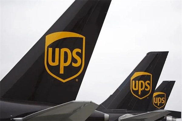 ups速递