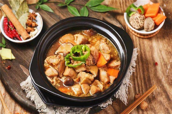酱天下黄焖鸡米饭
