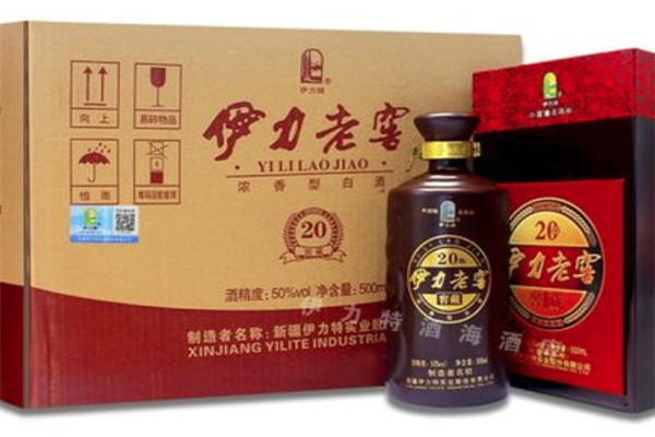 伊力特白酒