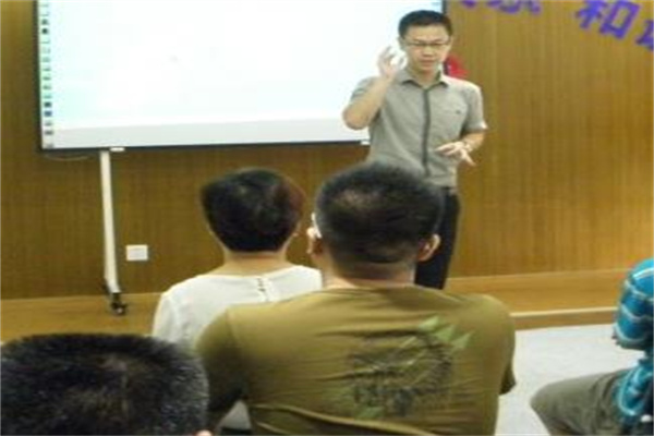 超级演说家培训班