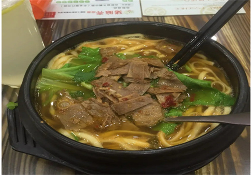 独一处川香砂锅面