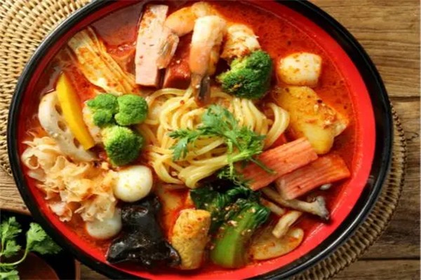 盘盘麻辣烫