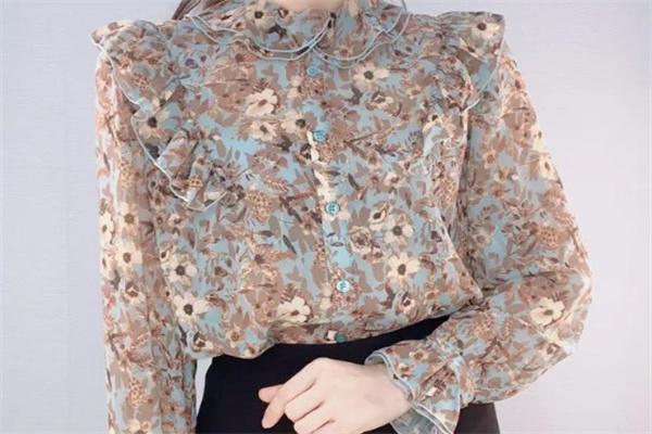 诗瑶服饰