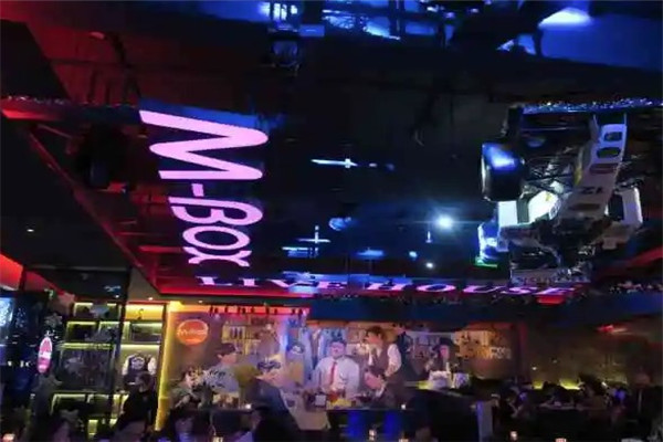 M-BOX酒吧