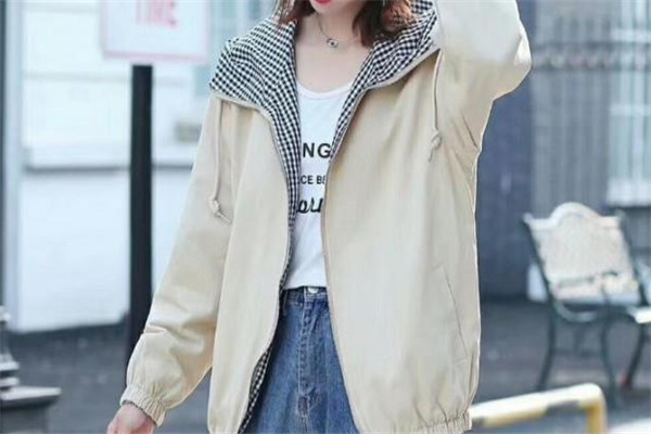 中天女装加盟