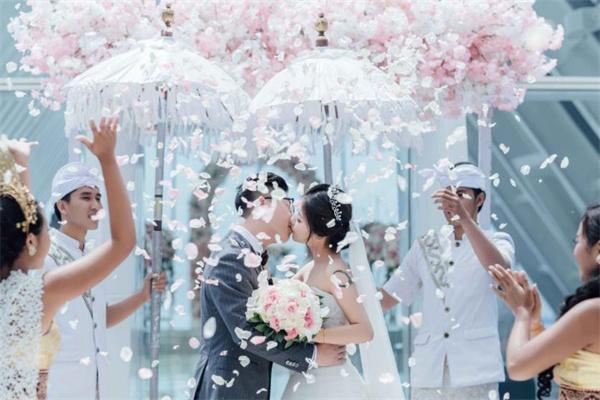99婚庆