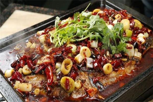 饭鱼一家烤鱼加盟