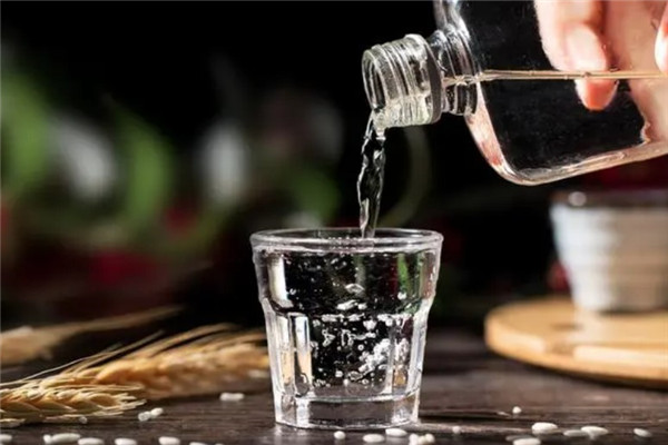 宝力仕酒行