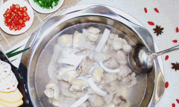 润园四季椰子鸡