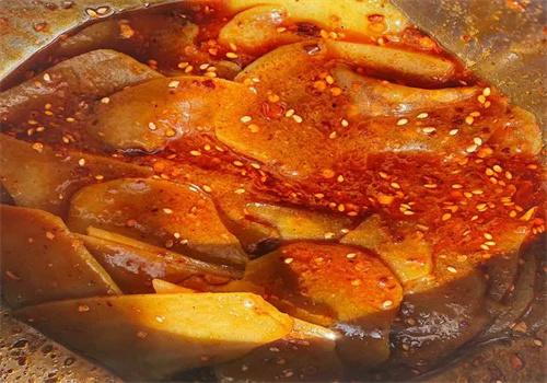 辣多疯香辣土豆片夹馍