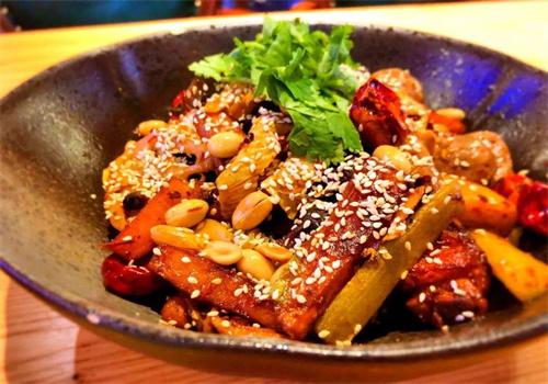 醉云隆麻辣香锅