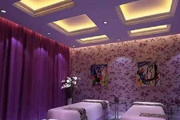 冻龄雅芙美容