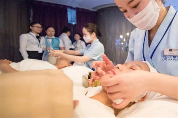 女智时代面部护理