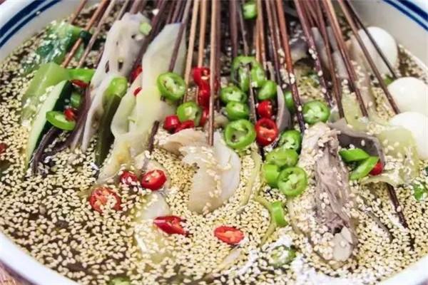 钵客藤椒钵钵鸡