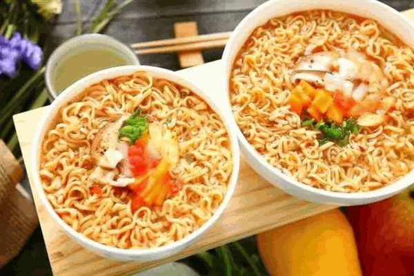 赖上泡面