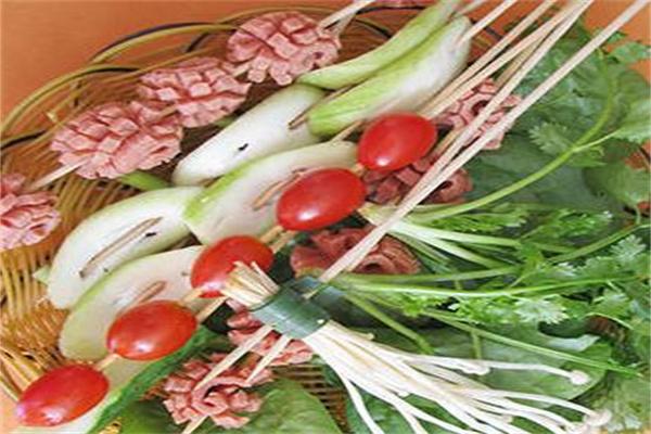 钢管五区串串香