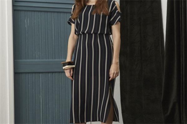 贝茜妮女装