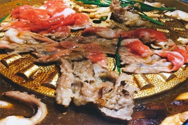 小牛牛水煎肉烧烤