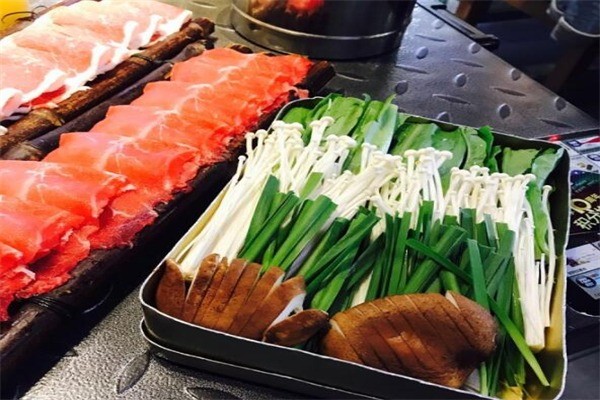 小牛牛水煎肉烧烤