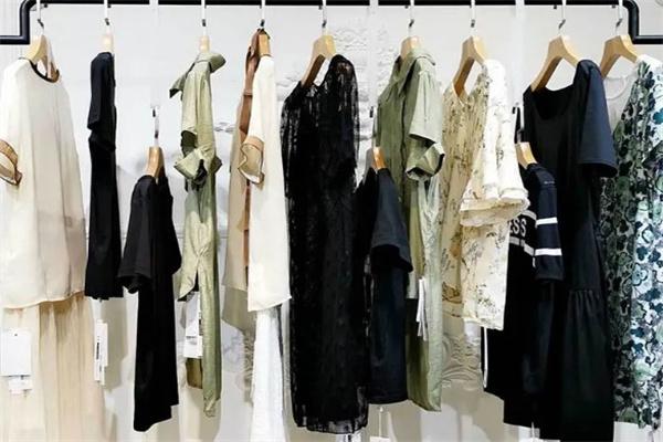 四喜服装店