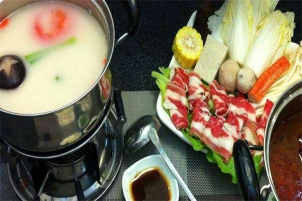 轩天下小火锅