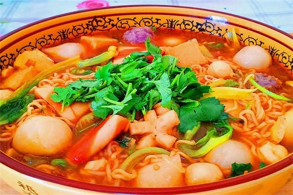 极味麻辣烫