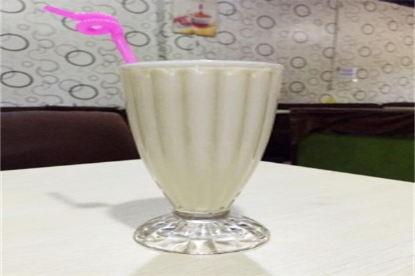 花小牛鲜奶屋