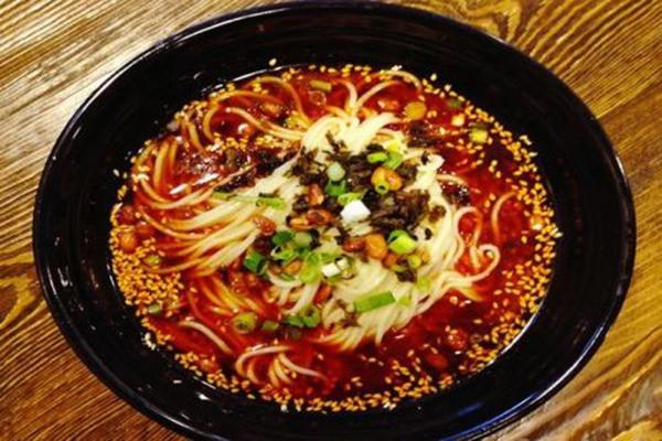 周大买卖面馆