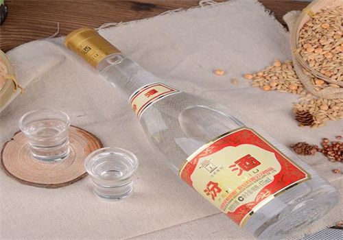 光瓶汾酒