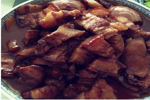 大米饭小炖肉