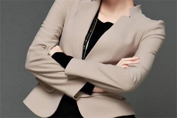 金飞扬服饰