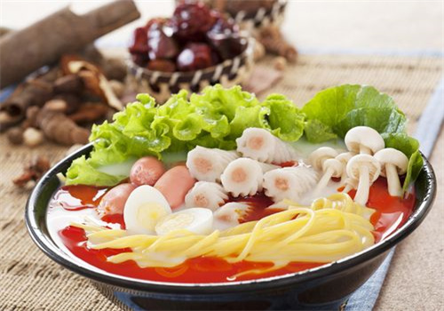 鸿福麻辣烫