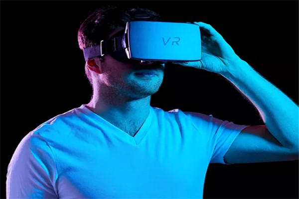 vr2037虚拟现实