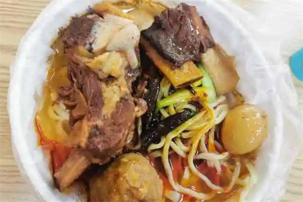 肉记牛排板面